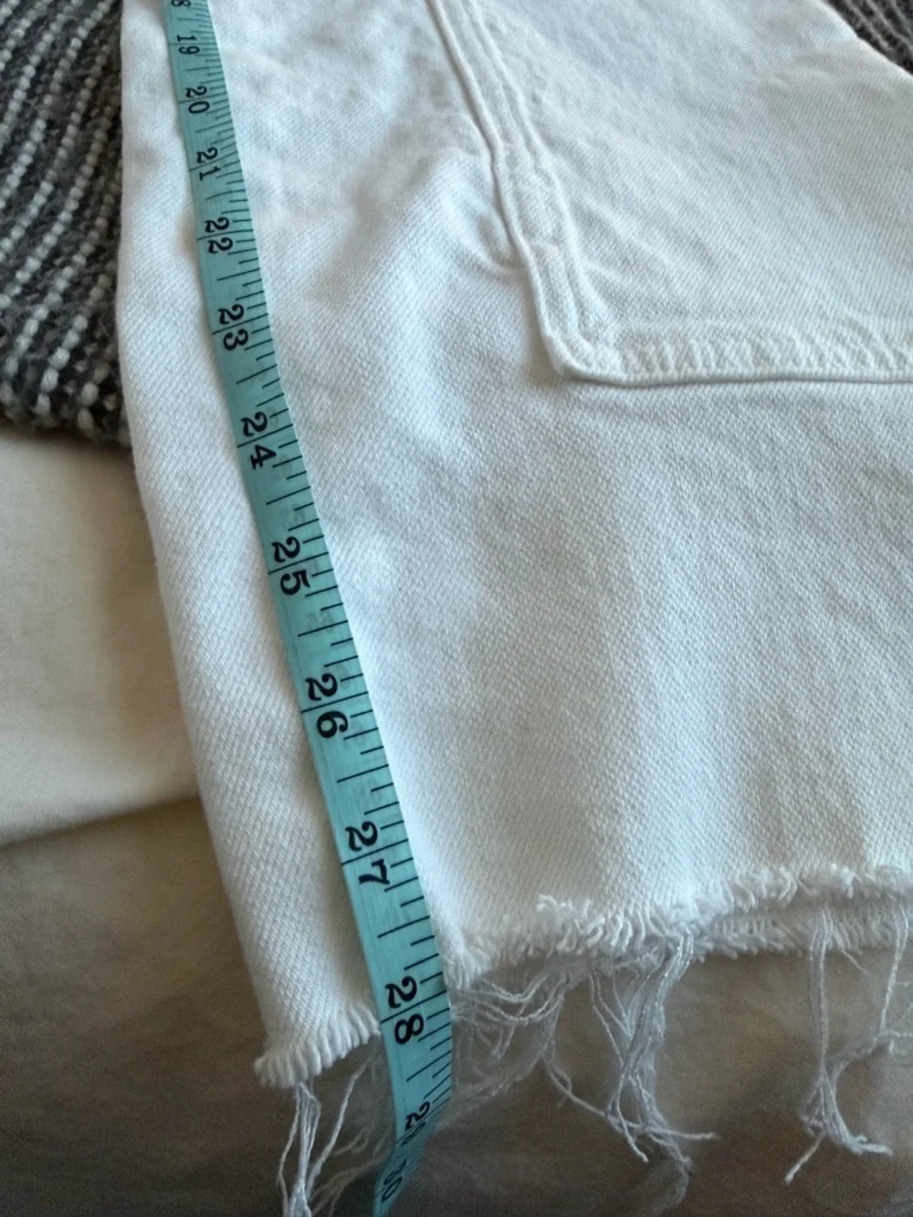We The Free Risk Taker Mid-Rise Jeans in White - Picture 8 of 9